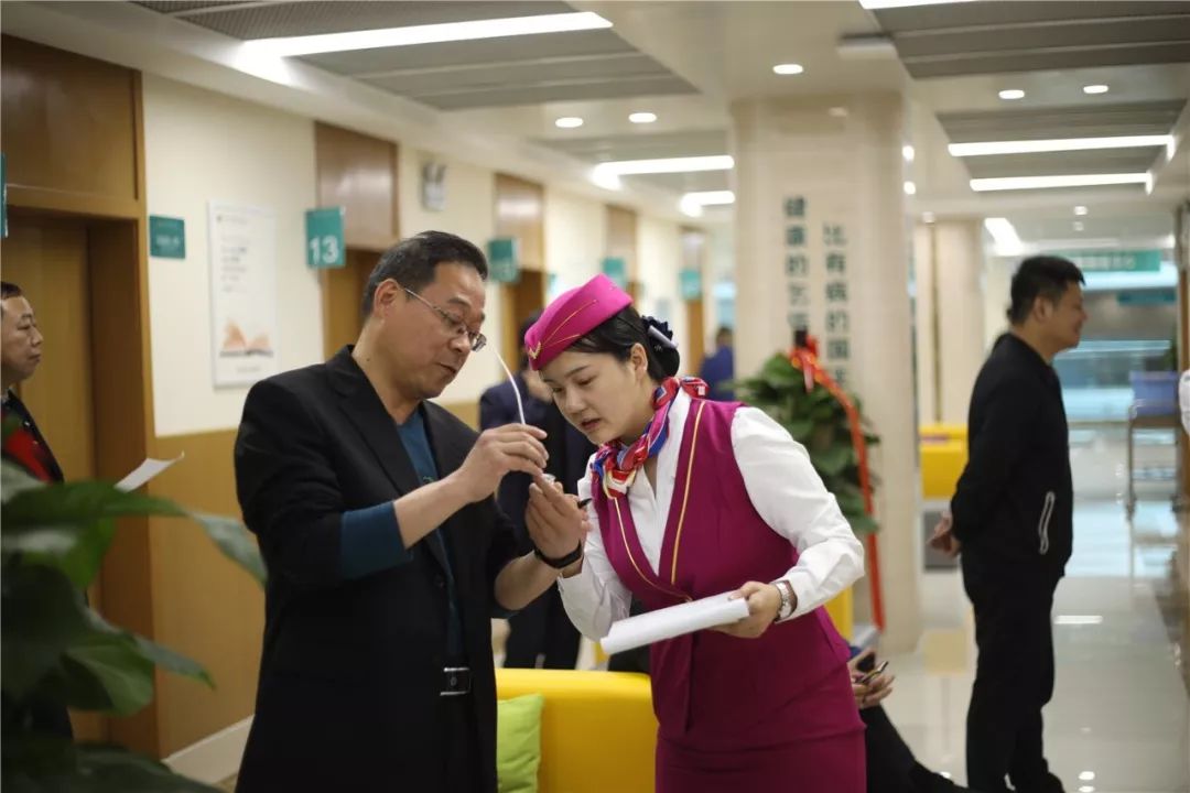 阳江24小时套医保卡(北京医保卡使用指南)